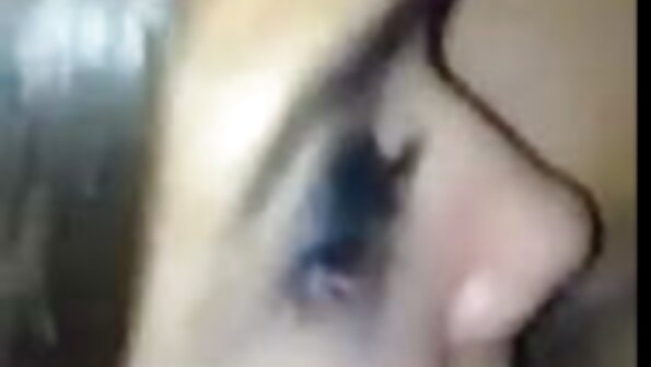 Berambut perang menjadi keadaan seperti berkhayal setiap kali dia menunggang zakarnya