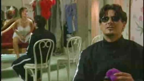 Awek Darcie Dolce kacau oleh lesbian panas Jelena Jensen