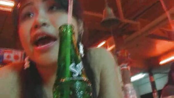 Pantat besar Abbey Brooks menikmati fuck pejabat tegar dan air mani